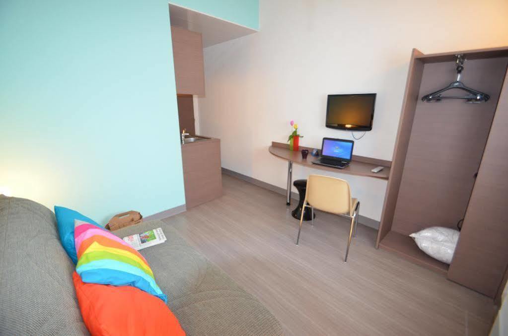 Pauseome Apparthotel 캉 외부 사진
