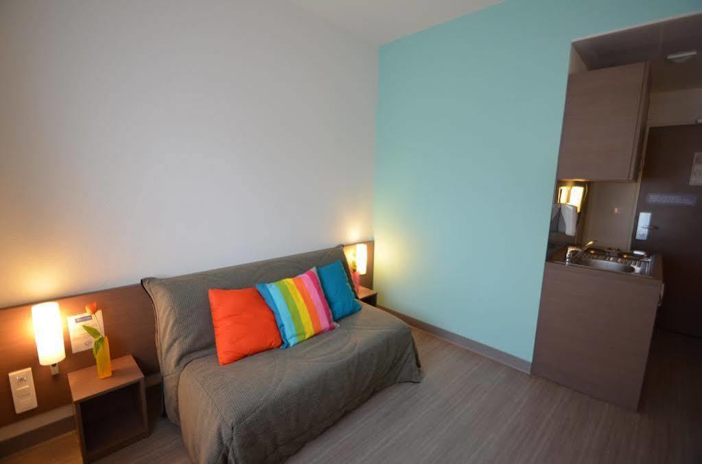 Pauseome Apparthotel 캉 외부 사진